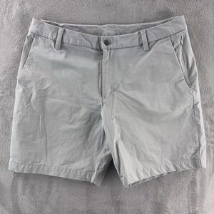 Lululemon Commission Shorts Mens 34 Light Gray Classic Ventlight Golf Athletic